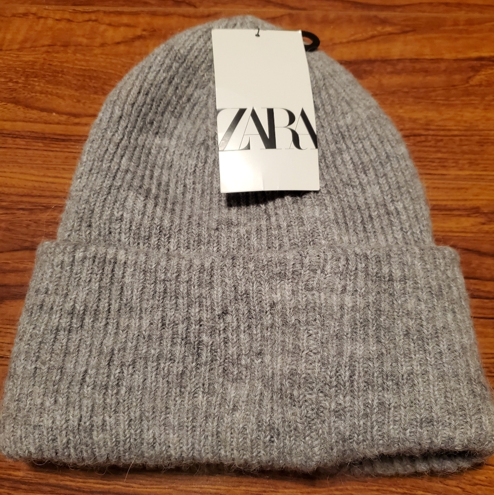 Zara beanie